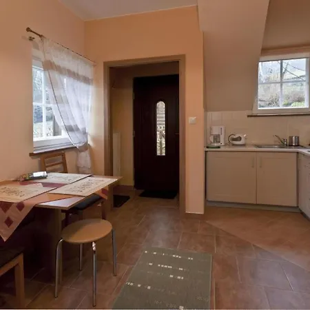 Trzy Kultury Zloty Widok * 斯克拉斯卡波伦巴